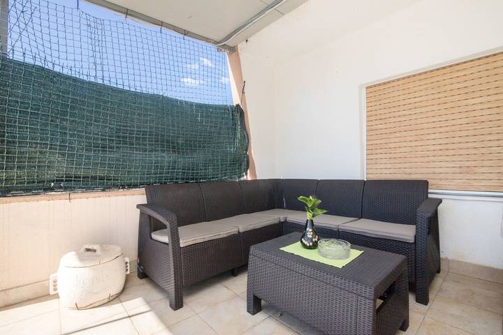Apartamento entero, Apartamento de vacaciones para 4 personas con terraza in Trogir, Condado de Split-Dalmacia