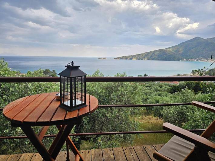 Ferienwohnung für 4 Personen, mit Ausblick und Balkon sowie Garten