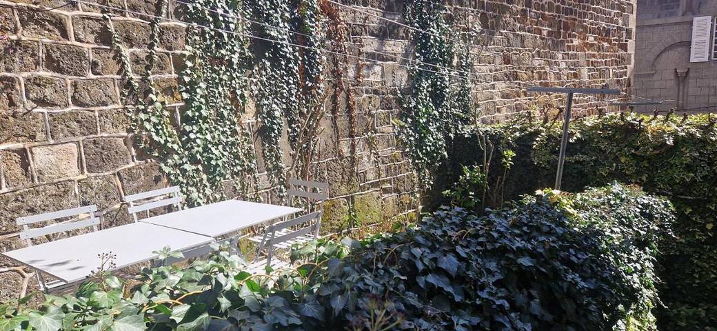 Gîte pour 5 personnes, avec jardin et vue, animaux acceptés dans Office de Tourisme du Puy en Velay - 2