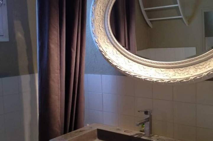 Gîte pour 6 personnes, avec terrasse dans Plage De Port Grimaud - 3