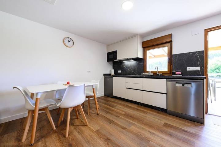 Casa rural para 3 personas, con Terraza además de Jardín y Vistas en Arzúa - 2
