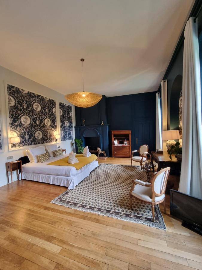 Hôtel pour 2 personnes, avec vue ainsi que jardin et piscine à Coly - 3