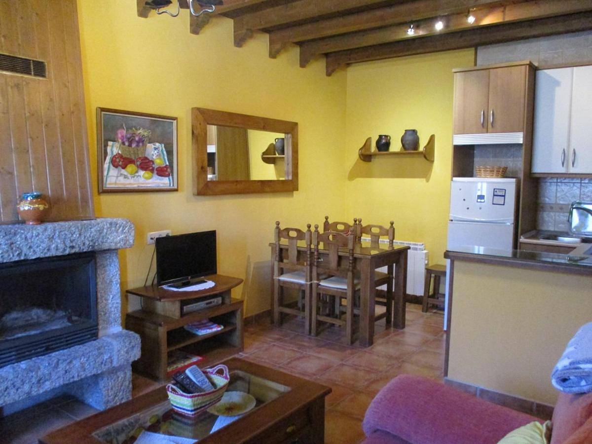 Two-Bedroom House in Solosancho, Provincia de Ávila