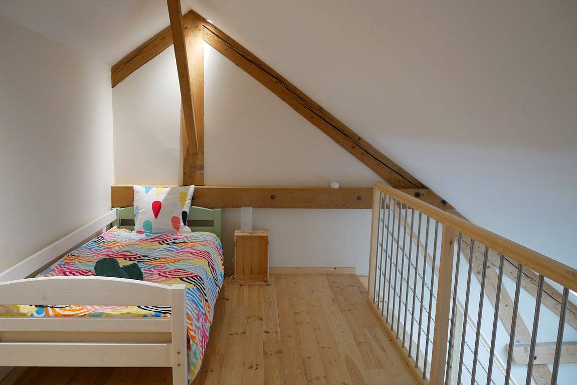 Chambres d'hôtes La Grange - Chambre Rose in Pommiers (Loire), Région de Roanne