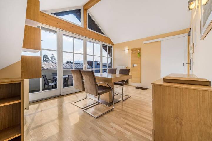 Ferienwohnung für 8 Personen, mit Ausblick und Garten in Salzburg