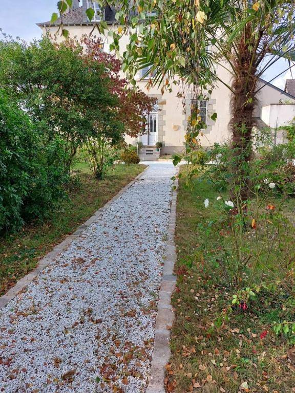 Location de vacances pour 9 personnes, avec jardin à Châteaubourg - 2