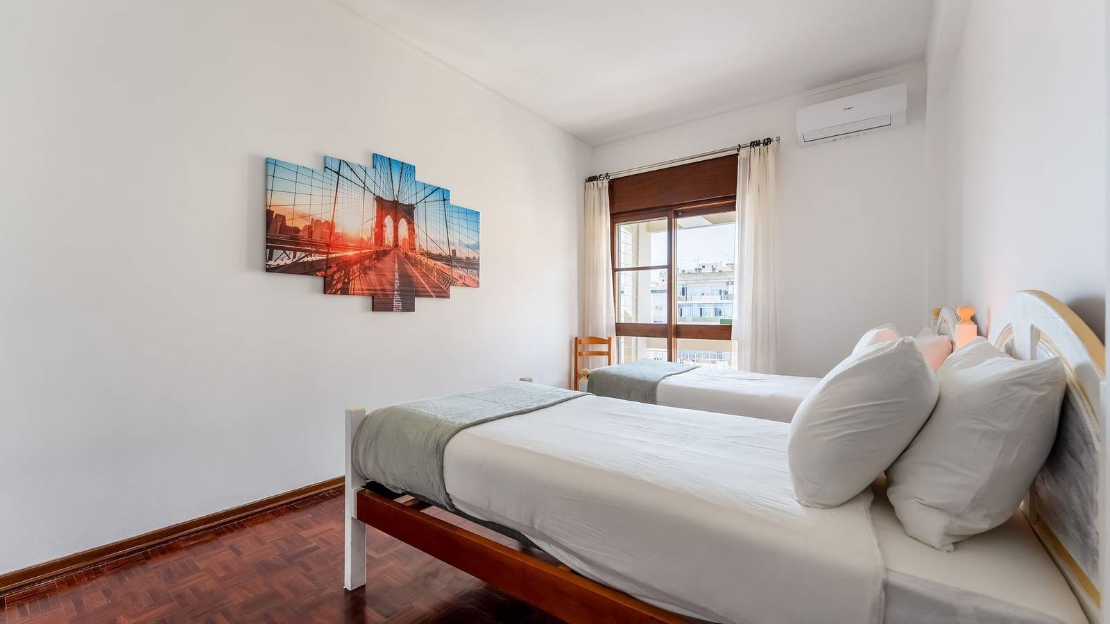 Entire apartment, T3 Acolhedor perto da Universidade by Lovelystay in Faro, Parque Natural da Ria Formosa