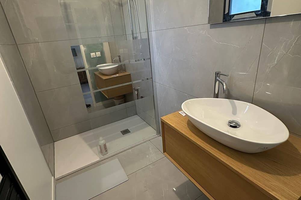 Appartement entier, 2p récent très lumineux en bord de Seine in Saintry-sur-Seine, Essonne