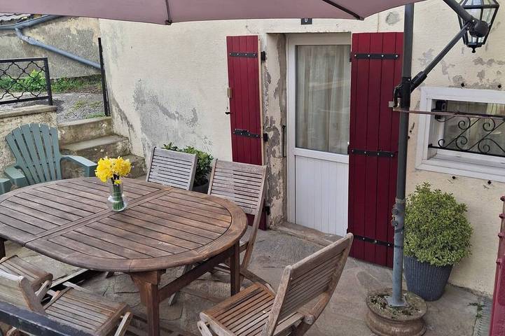 Gîte pour 4 personnes dans Lac de Laprade Basse