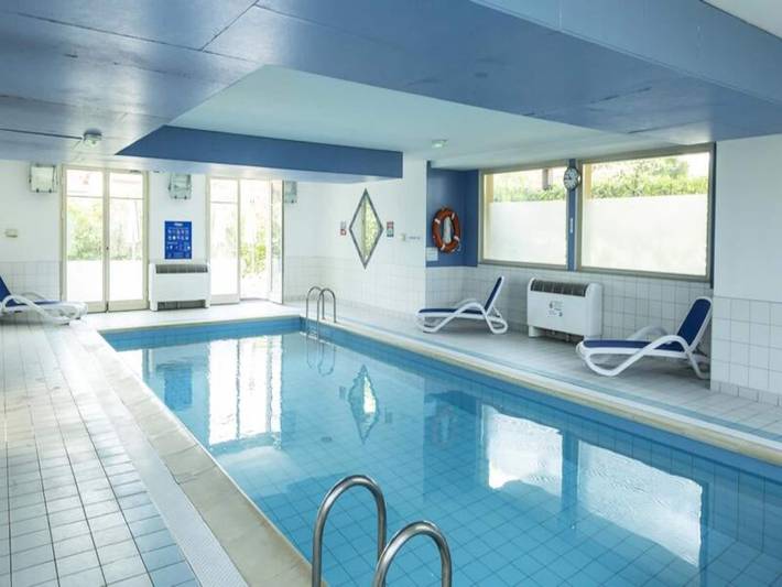 Gîte pour 4 personnes, avec sauna ainsi que piscine et balcon, adapté aux familles à Bergheim - 4