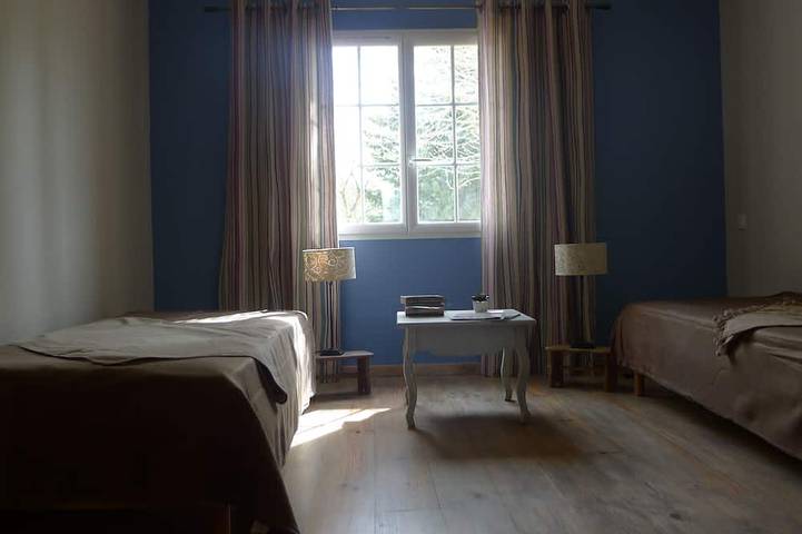 Gîte pour 8 personnes, avec terrasse et jardin à Verzeille - 3