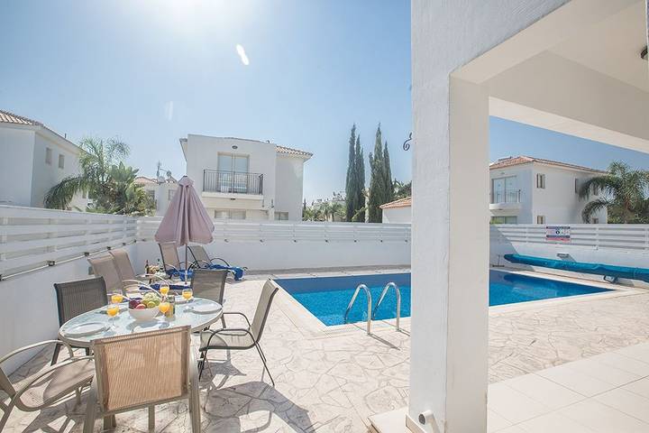 Protaras Palm Villa Pv17 in South Cyprus