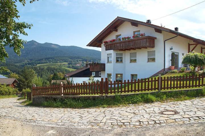 Ganze Wohnung, Ferienwohnung Stöberl Gerda - Fewo Stöberl Gerda(80 qm)mit herrlichem Blick auf den Großen Osser in Lohberg, Ostbayern