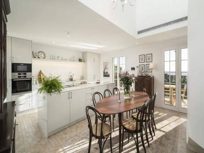 Gîte pour 6 personnes, avec piscine ainsi que jardin et terrasse à Paul Do Mar - 4