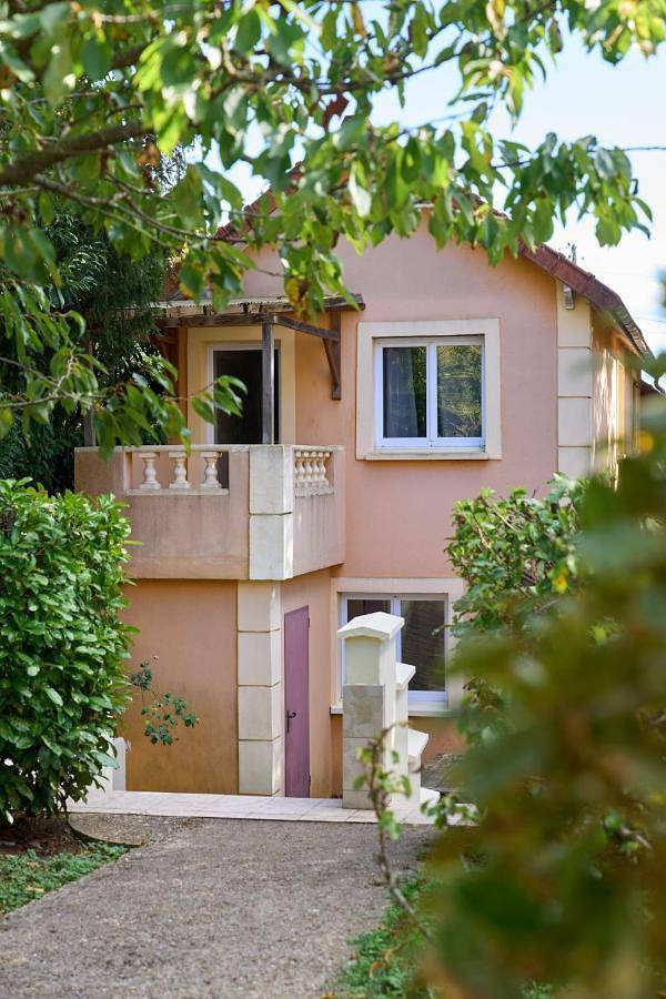 Location de vacances pour 8 personnes, avec jardin et terrasse à Brunoy - 3