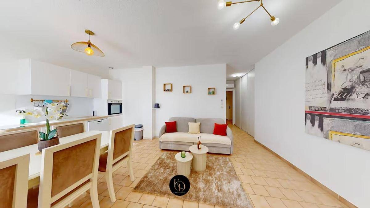 Appartement entier, "Proximité" - proche port de plaisance et commodités in Port-de-Bouc, Côte méditerranéenne (France)