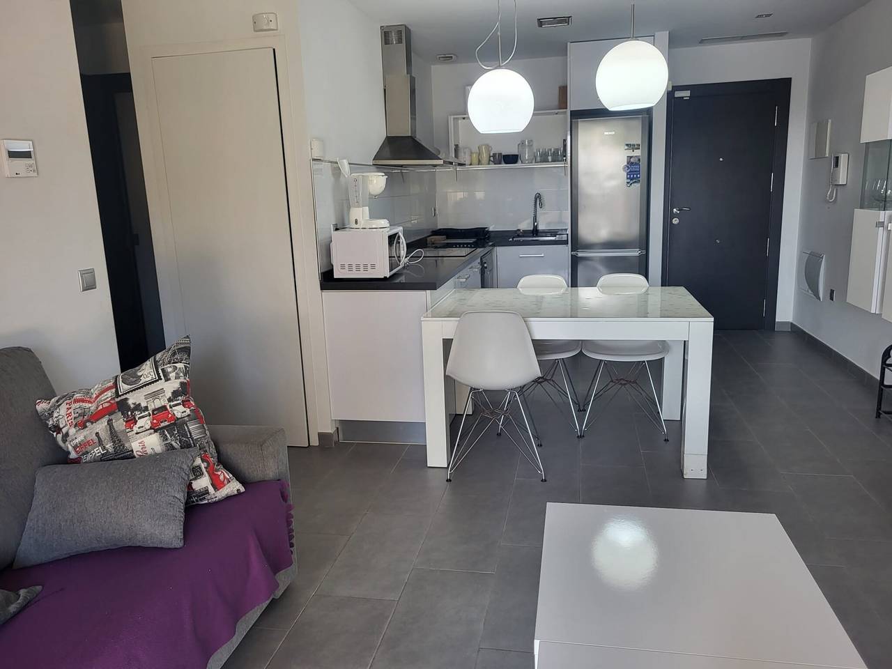 Entire apartment, Coastal Apartment in Punta del Moral in Playa de La Mata (Torrevieja), Torrevieja