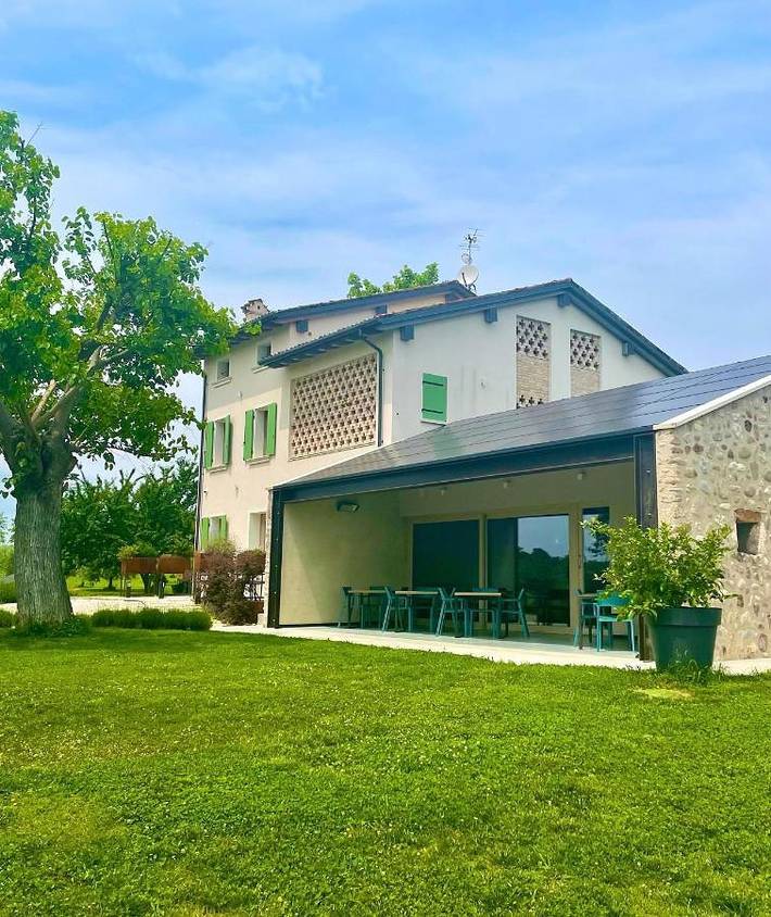 Privatzimmer für 2 Personen, mit Ausblick und Garten in Monzambano - 2