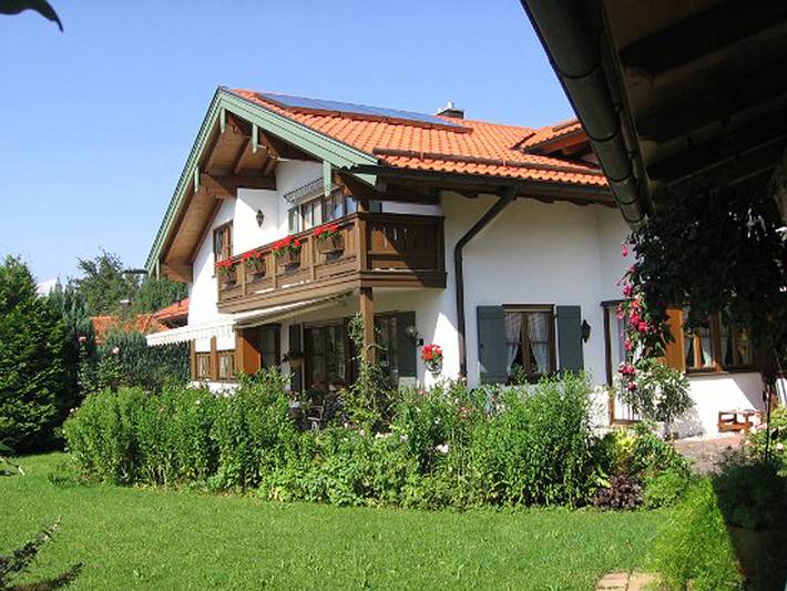 Ferienwohnung für 3 Personen, mit Balkon/Terrasse und Balkon, mit Haustier in Aschau (Chiemgau) - 2