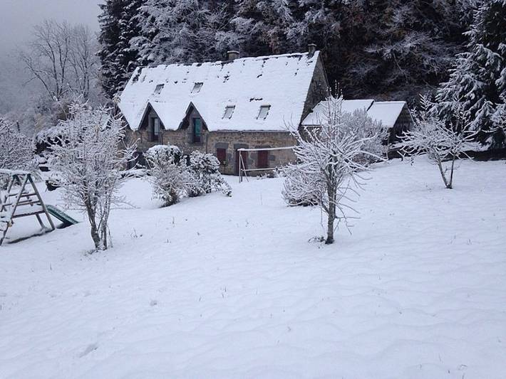Gîte pour 14 personnes, avec jardin et terrasse à Murat-le-Quaire - 2