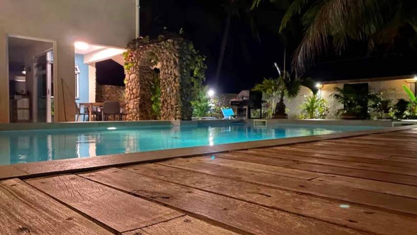 Location de vacances pour 5 personnes, avec jardin dans Mo'orea