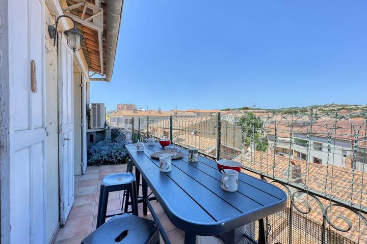 Gîte pour 4 personnes, avec balcon à Bandol - 2