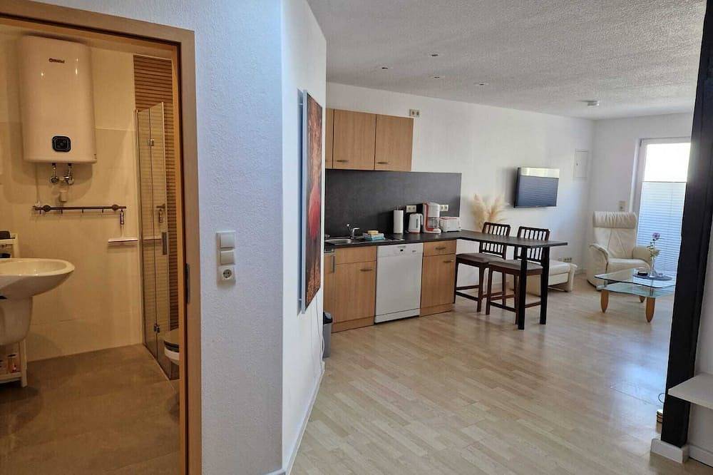 Apartamento entero, Kleine Modernisierte Innenhof- Feienwohnung im Bad Doberaner Zentrum in Bad Doberan (Ciudad), Bad Doberan
