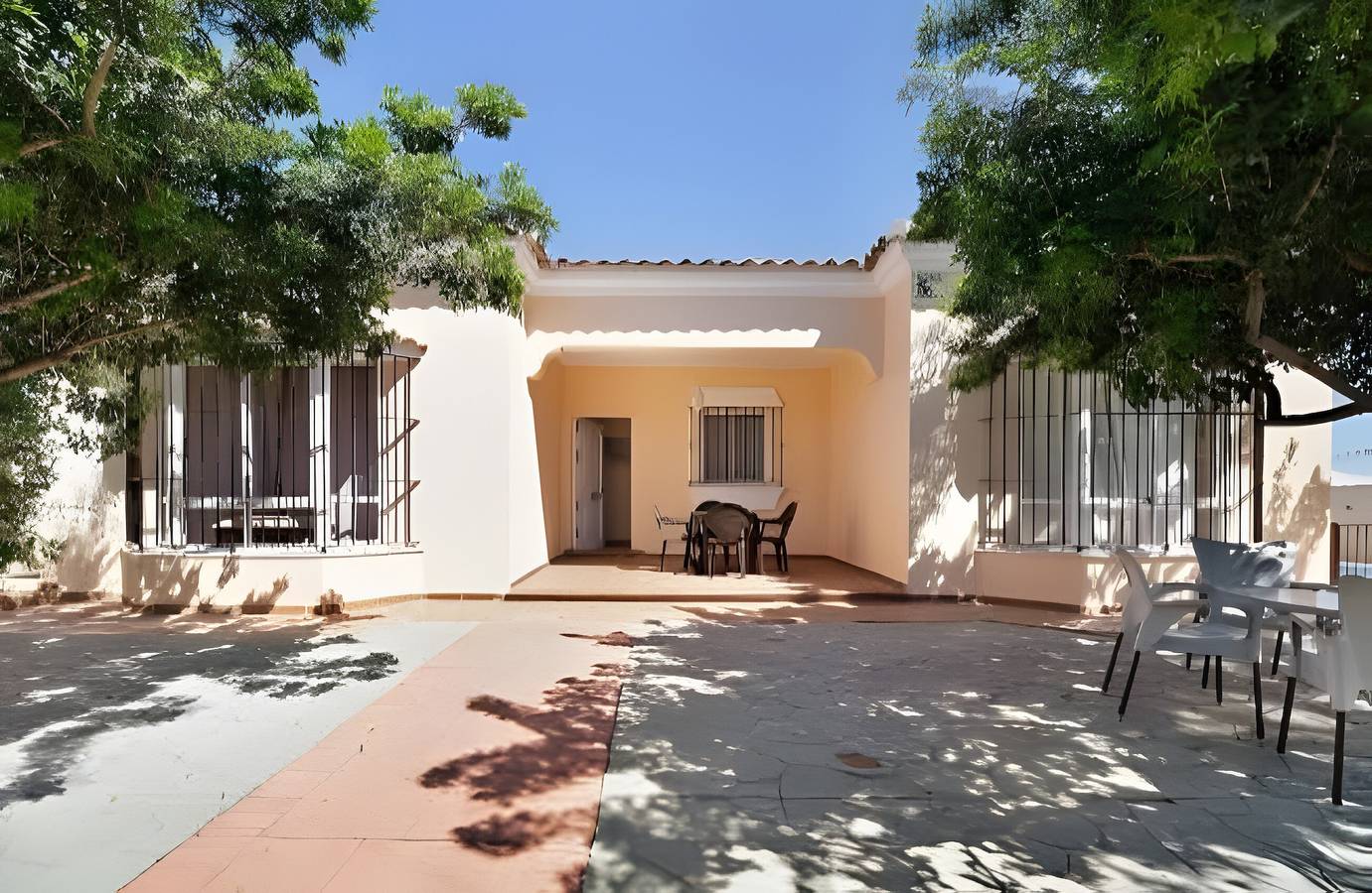 Ferienhaus „La Arbolada, Chalet Chiclana“ mit privatem Pool und Wlan in Pago del Humo, Chiclana de la Frontera
