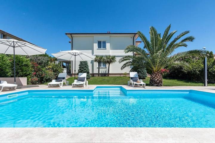 Dom dla 8 osób, z balkon - 1