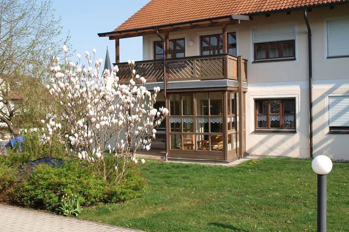 Ferienwohnung für 4 Personen, mit Terrasse und Garten in Bayerbach