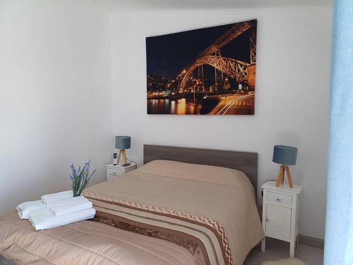 Gîte pour 3 personnes, avec vue ainsi que jardin et piscine dans Almodôvar