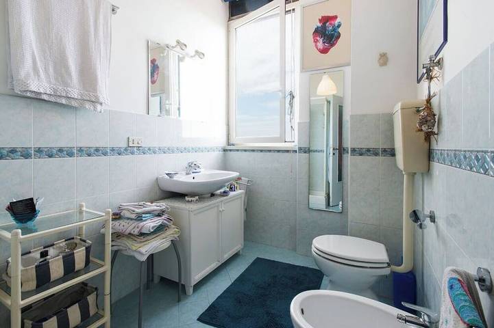 Panoramapartment auf dem Wolkenkratzer mit Balkon in Rimini, Rimini Provinz