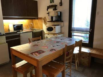 Gîte pour 4 personnes, avec terrasse à Corrençon-en-Vercors