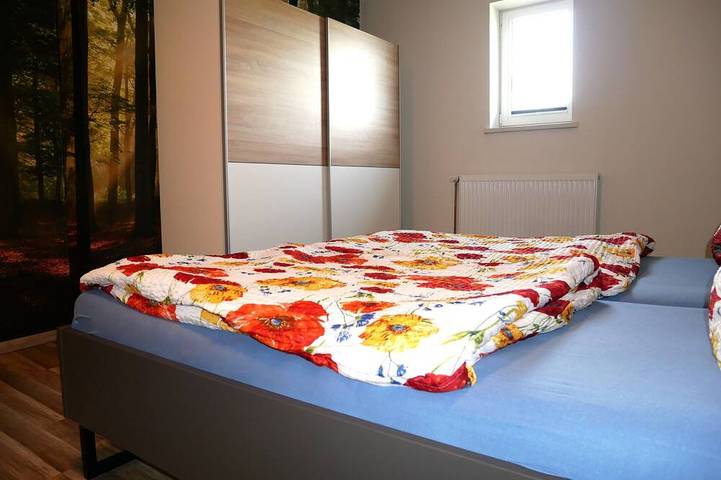 Appartement entier, Apartment Neeberg in a quiet location with barbecue and garden - vacation apartment in Neeberg, Krummin