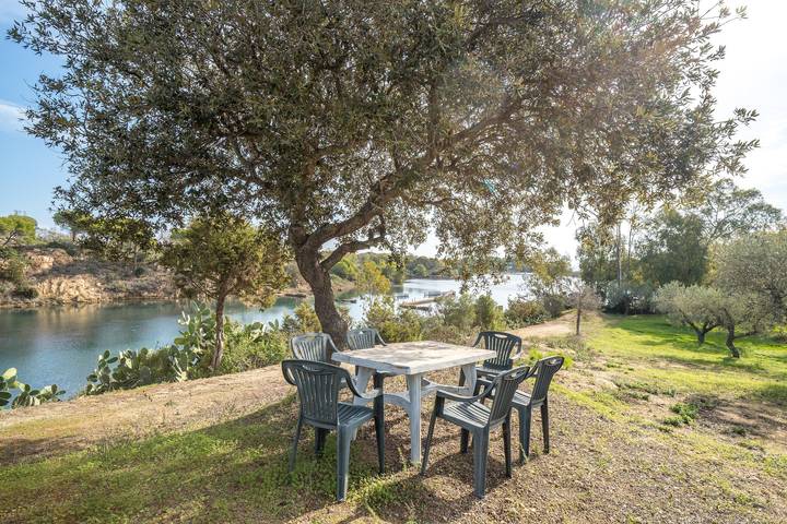 Ferienhaus für 6 Personen, mit Garten und Seeblick in Orosei