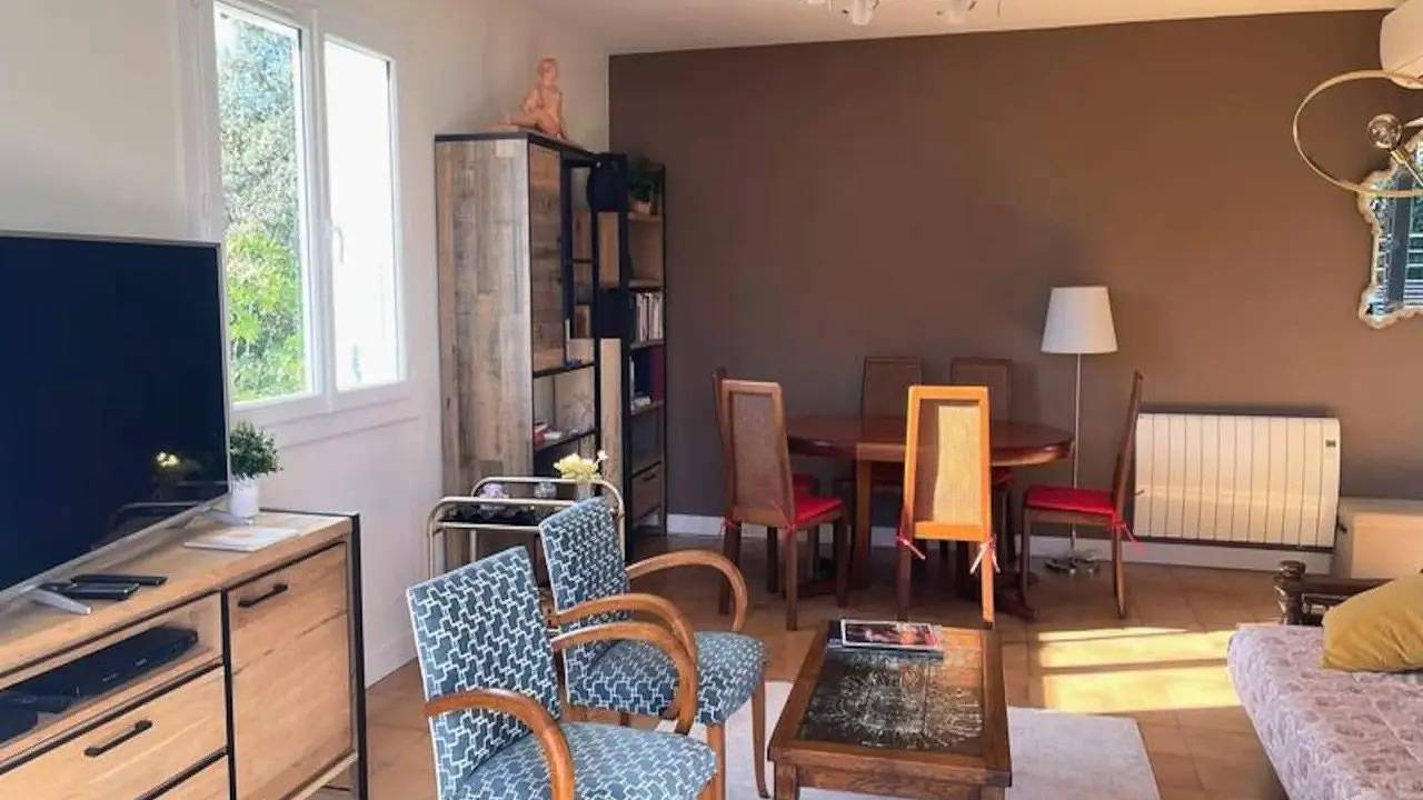 Appartement de vacances entier, Ferienwohnung für 6 Personen (100 m²) in Lambesc in Lambesc, Région d'Aix-en-Provence