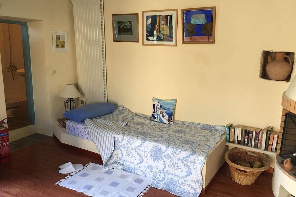 Pressoir pour 4 personnes (1 chambre)<br>Une maison de deux étages avec deux salles de bains in Agios Pavlos (Canée), Vámos