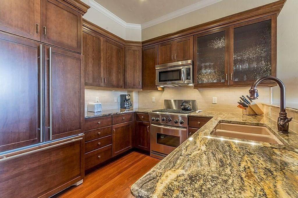 Ganze Wohnung, Die Victoria 4 von Skyrun! Schritte zu Bars / Restaurants! Ermäßigte Aktivitäten! in Steamboat Springs, Medicine Bow-Routt Nationalwald