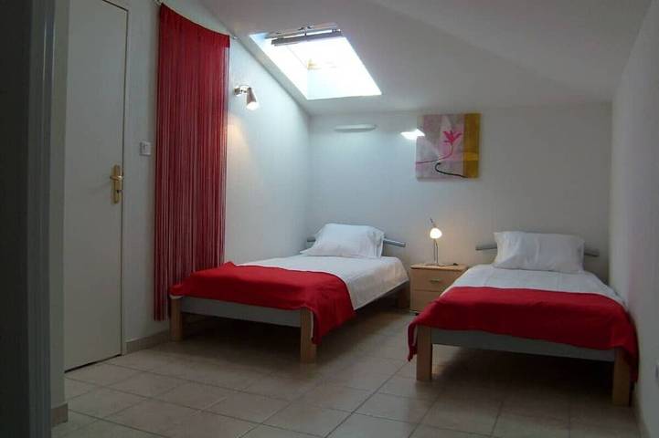 Ganze Wohnung, Apartment mit 3 Schlafzimmern im Zentrum von Aigues Mortes in Aigues-Mortes, Côte d'Améthyste