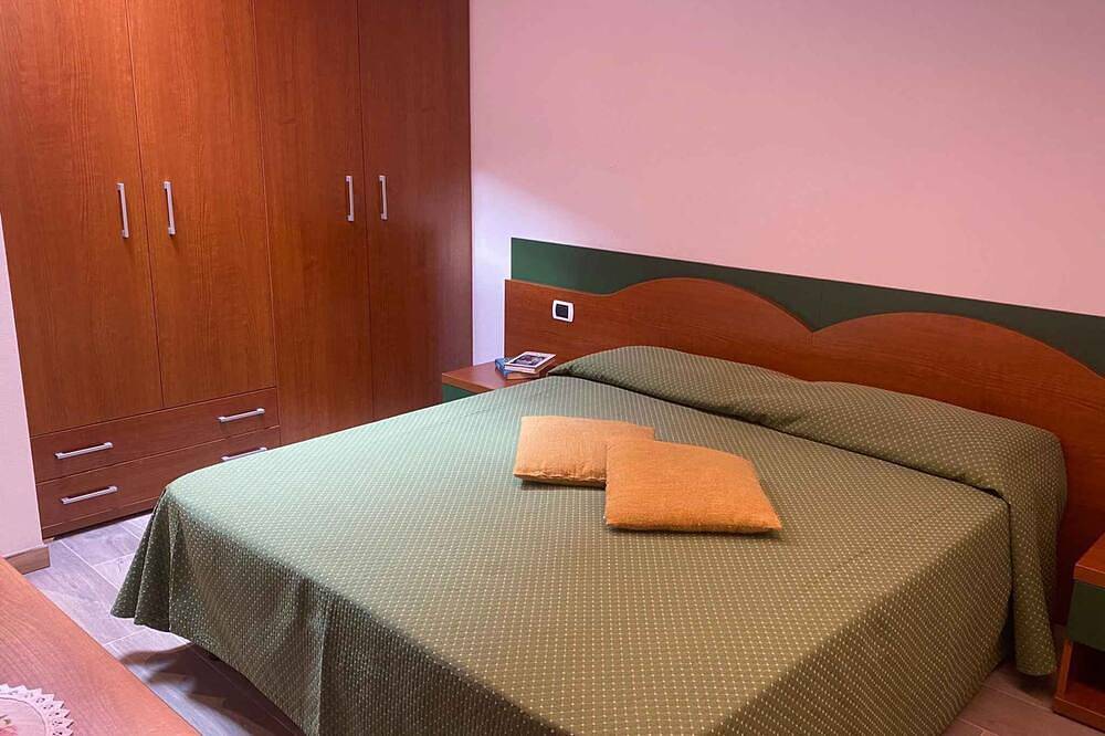 Ganze Wohnung, Ferienwohnung mit Klimaanlage und Internet in Limone sul Garda, Gardasee-Berge