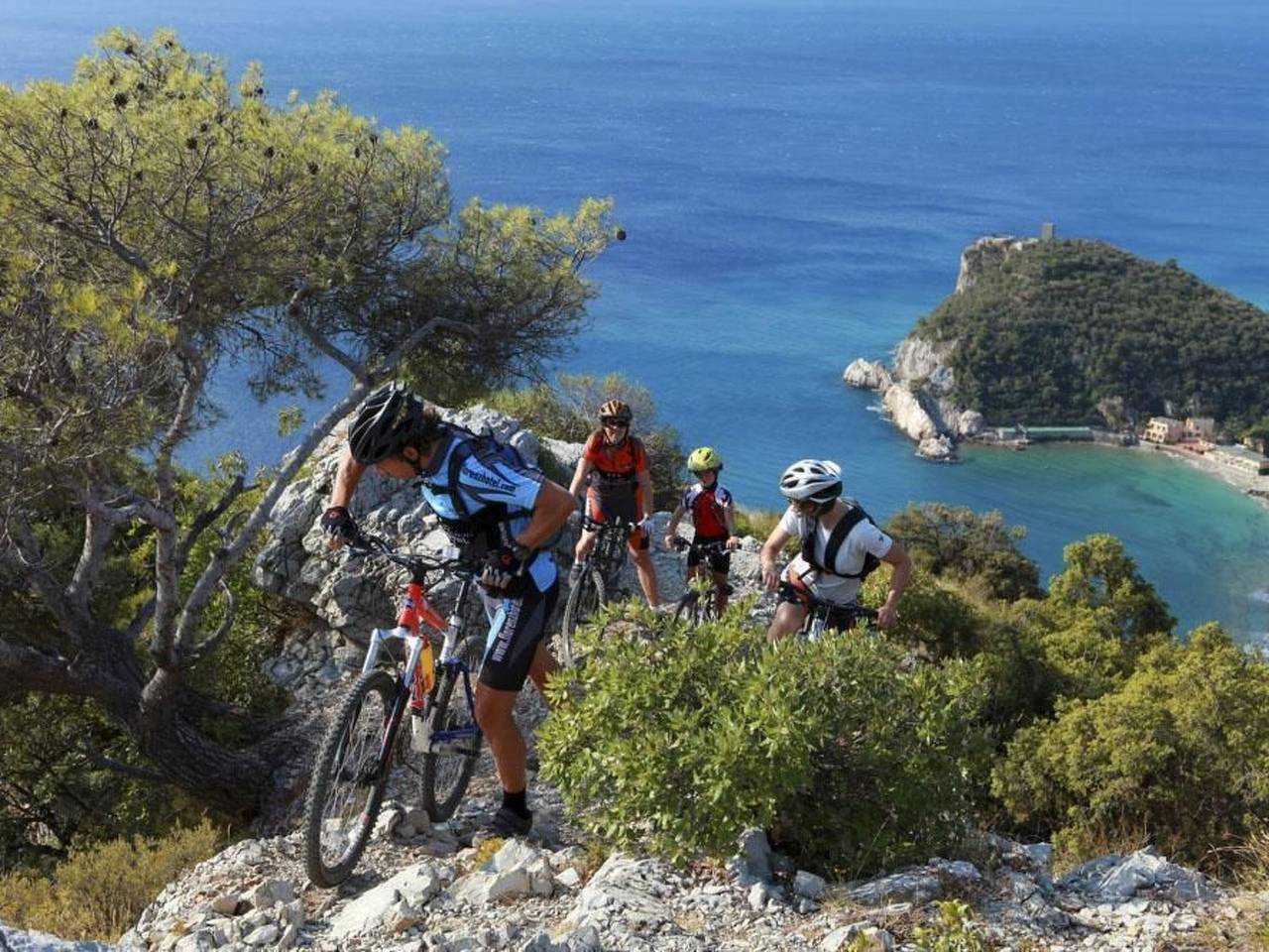 Apartamento entero, Mit Wallbox in Pietra Ligure, Pietra Ligure Municipio