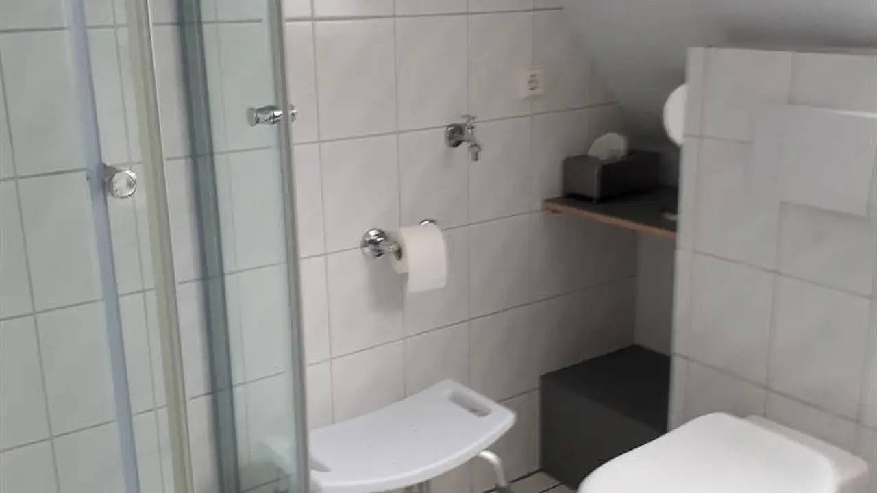 Geheel vakantieappartement, Vakantieappartement voor 3 personen met terras in Bad Zwischenahn, Ammerland