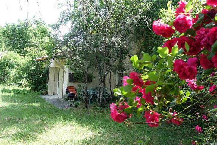 Maison de vacances pour 5 personnes, avec Terrasse et Jardin ainsi que Piscine et Vue