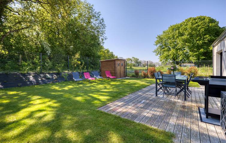 Location de vacances pour 6 personnes, avec terrasse et jardin à Semussac - 4