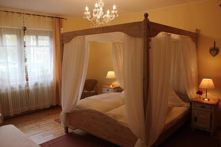 Ferienwohnung für 5 Personen, mit Balkon und Terrasse sowie Garten und Ausblick in Wierschem - 4