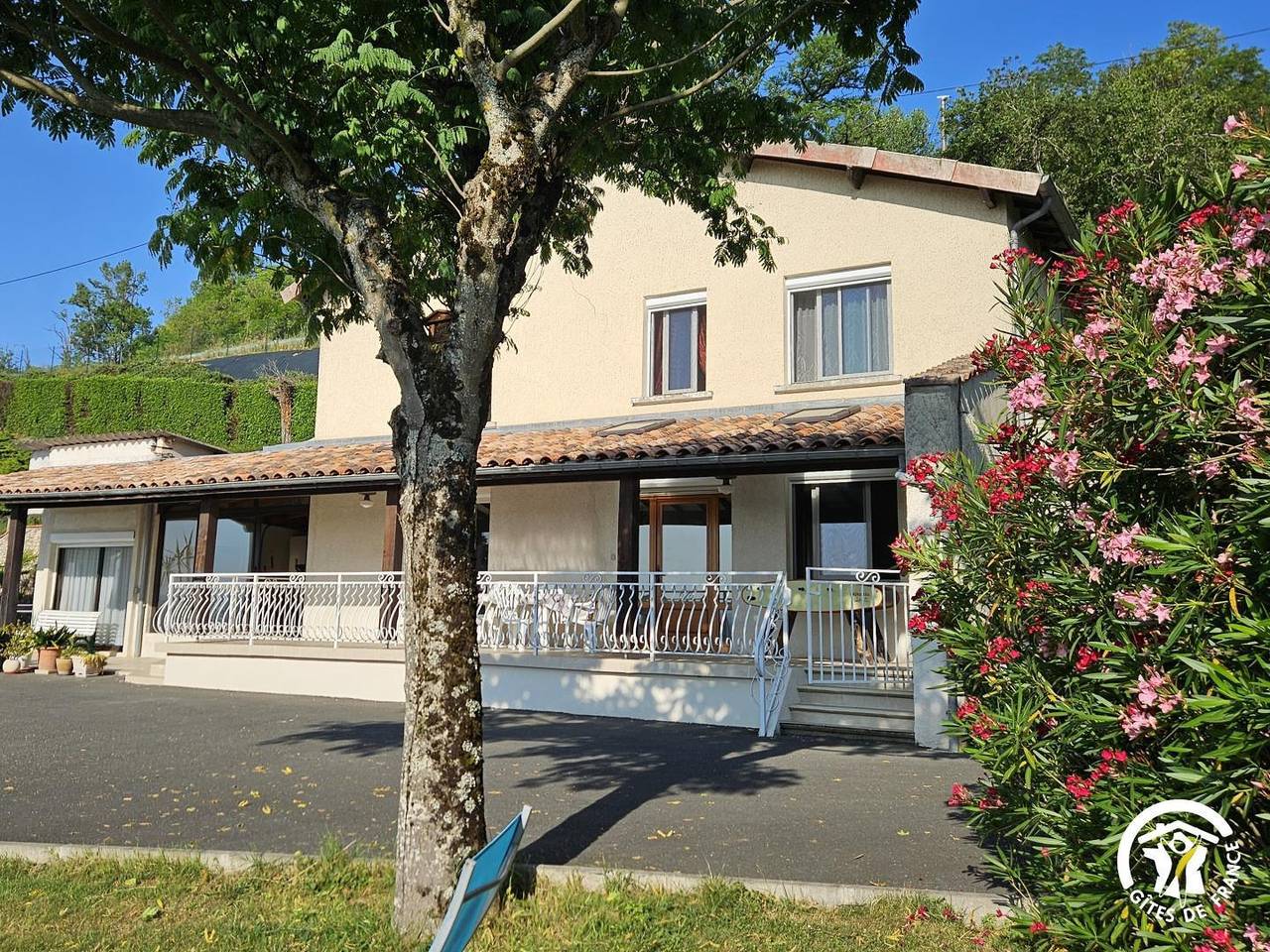 Gîte für 7 Personen mit Terrasse in Lescure-d'Albigeois, Albi und Umgebung
