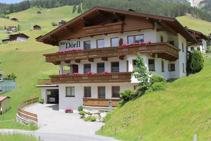 Ferienwohnung für 2 Personen, mit Terrasse und Ausblick - 1