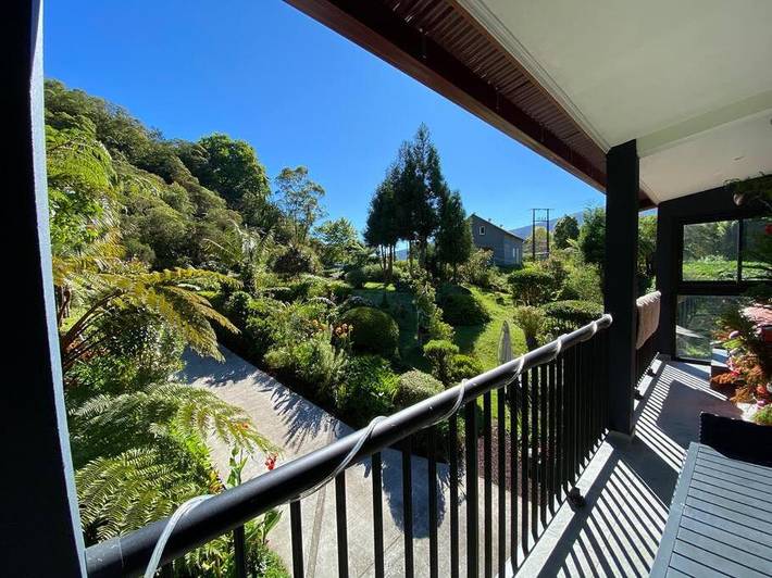 Location de vacances pour 4 personnes, avec terrasse à La Plaine-des-Palmistes - 3