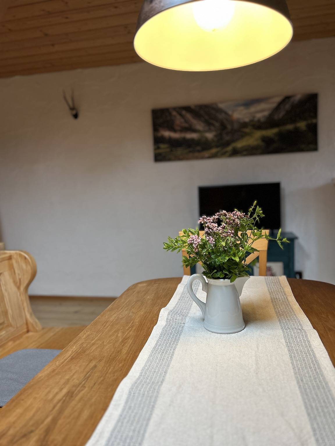 Huberhof, Mettenham - Holiday flat 2-4 pers. 60 sqm, kitchen-living room, bedroom, shower/Wc, Wlan in Schleching, Bayerische Alpen
