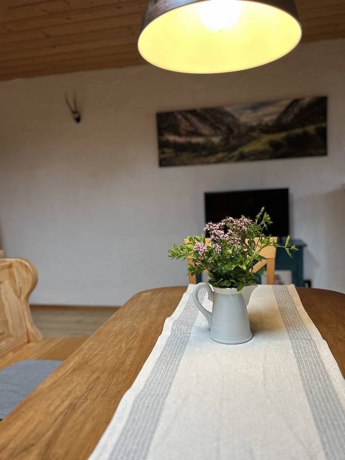 Ganze Ferienwohnung, Huberhof, Mettenham - Ferienwohnung für 3Pers. 60 qm, Wohnküche, Schlafzimmer, Dusche/Wc, WLAN in Schleching, Bayerische Alpen